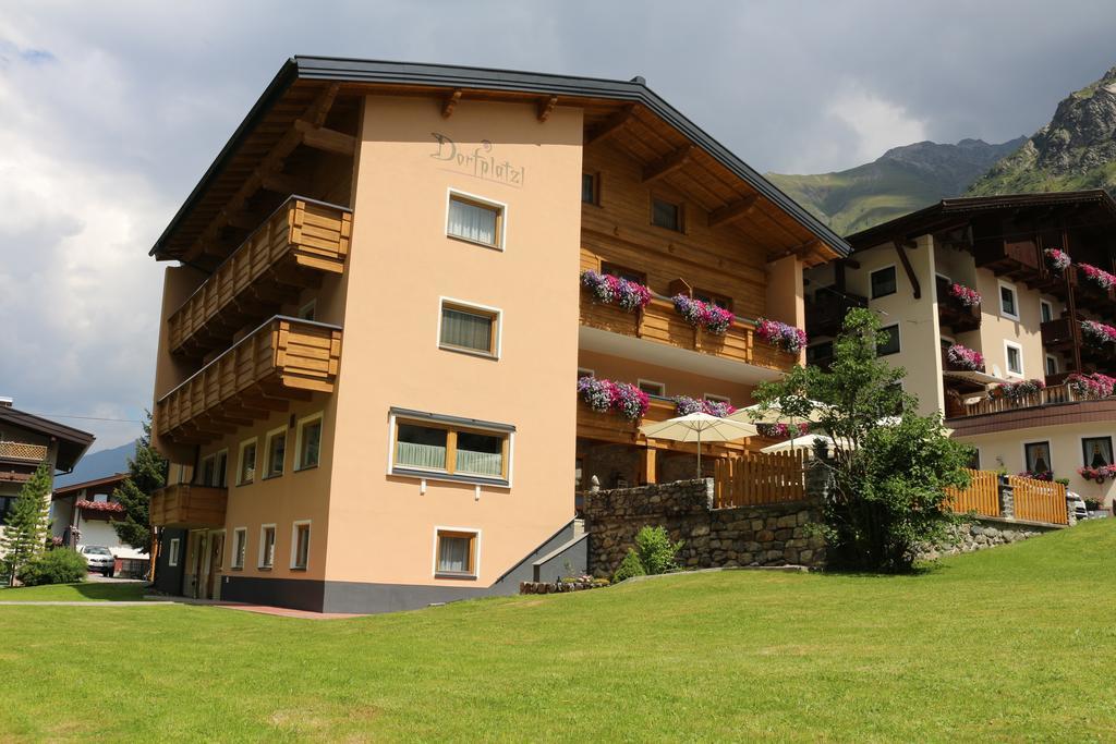 Pension Dorfplatzl Sankt Leonhard im Pitztal Exterior photo